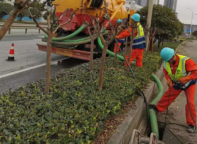 都江堰市政管道清淤